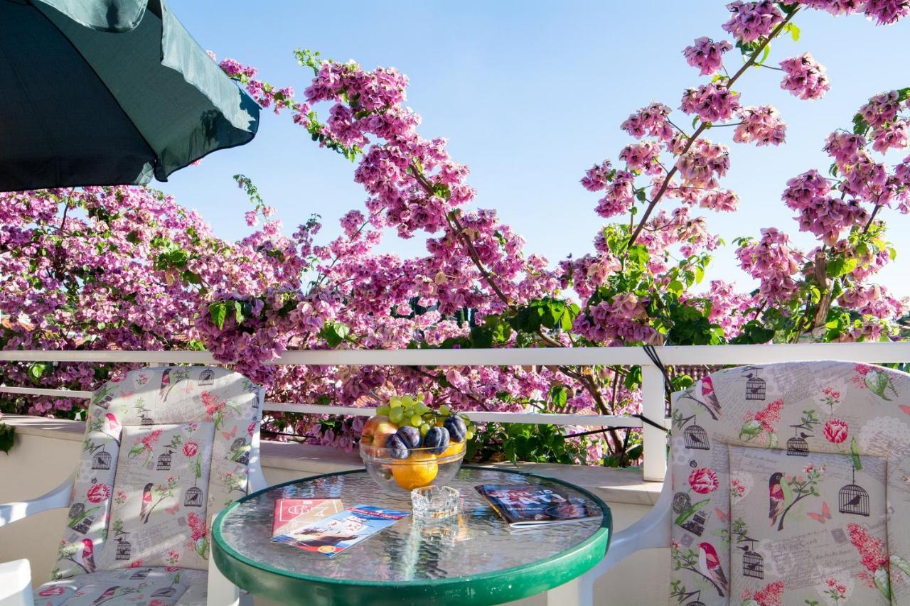 Apartments Bungevilla Дубровник Екстериор снимка