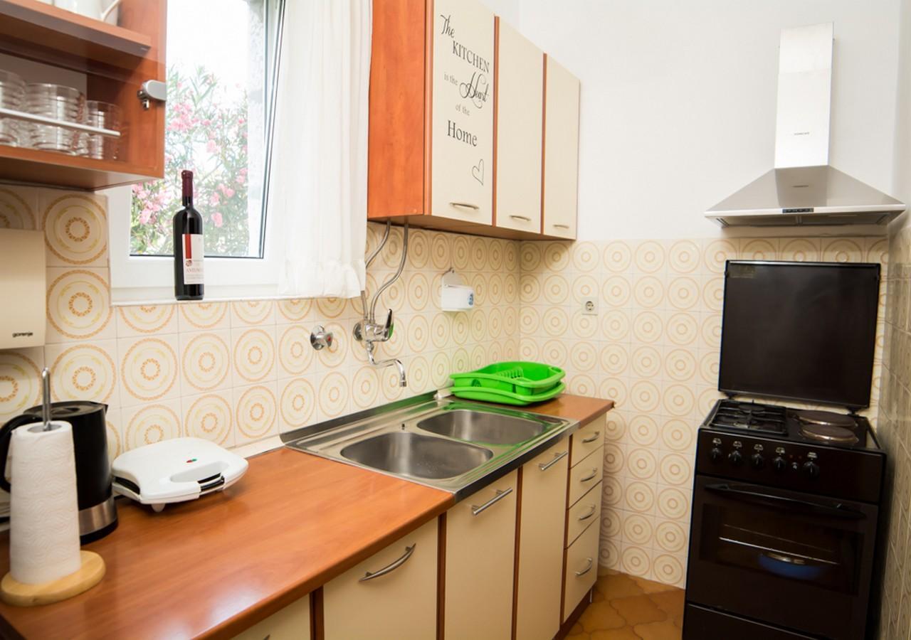 Apartments Bungevilla Дубровник Екстериор снимка