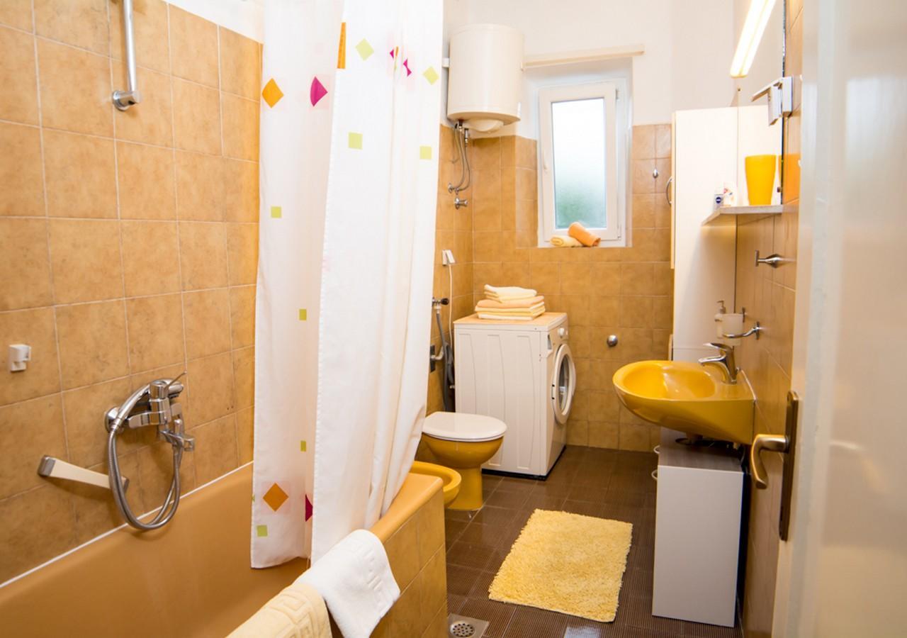 Apartments Bungevilla Дубровник Екстериор снимка