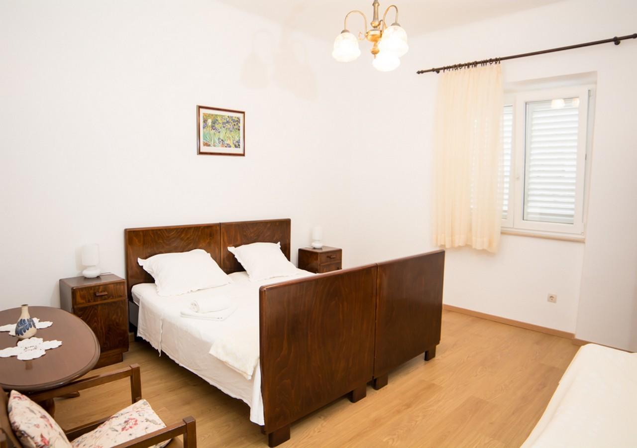 Apartments Bungevilla Дубровник Екстериор снимка